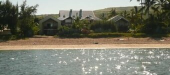 La Saline-les-Bains: waterfront F3/4 apartment PROMO