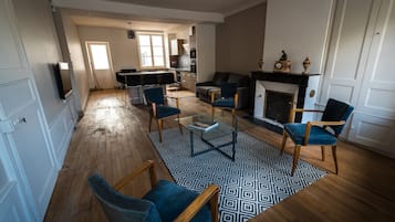 TV connectée, cheminée