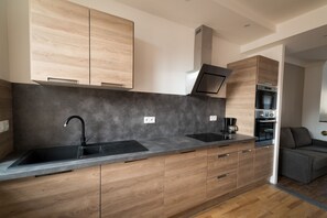 Réfrigérateur, micro-ondes