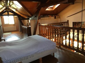 2 chambres, fer et planche à repasser, Wi-Fi, literie fournie