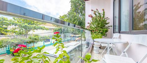 Deluxe-Doppelzimmer zur Einzelnutzung | Blick vom Balkon