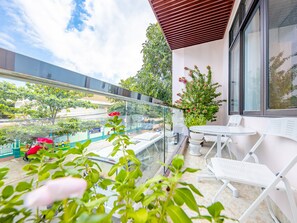 Deluxe tweepersoonskamer, voor 1 persoon | Uitzicht vanaf balkon