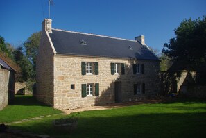 Exterior - FERME BRETONNE Renovated POINTE DU RAZ 300 m from the sea PROMO: 5% 2nd week (Plogoff)