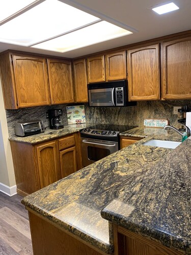 Capitola Condo in Village with Two Private Parking Spaces & Close To The Beach!