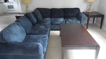 Smart TV, DVD player