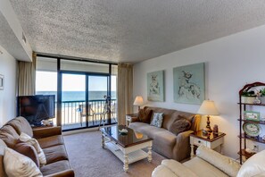 TV - Oceanfront 2 bedroom, 2.5 bath condo overlooking the Boardwalk (Virginia Beach)
