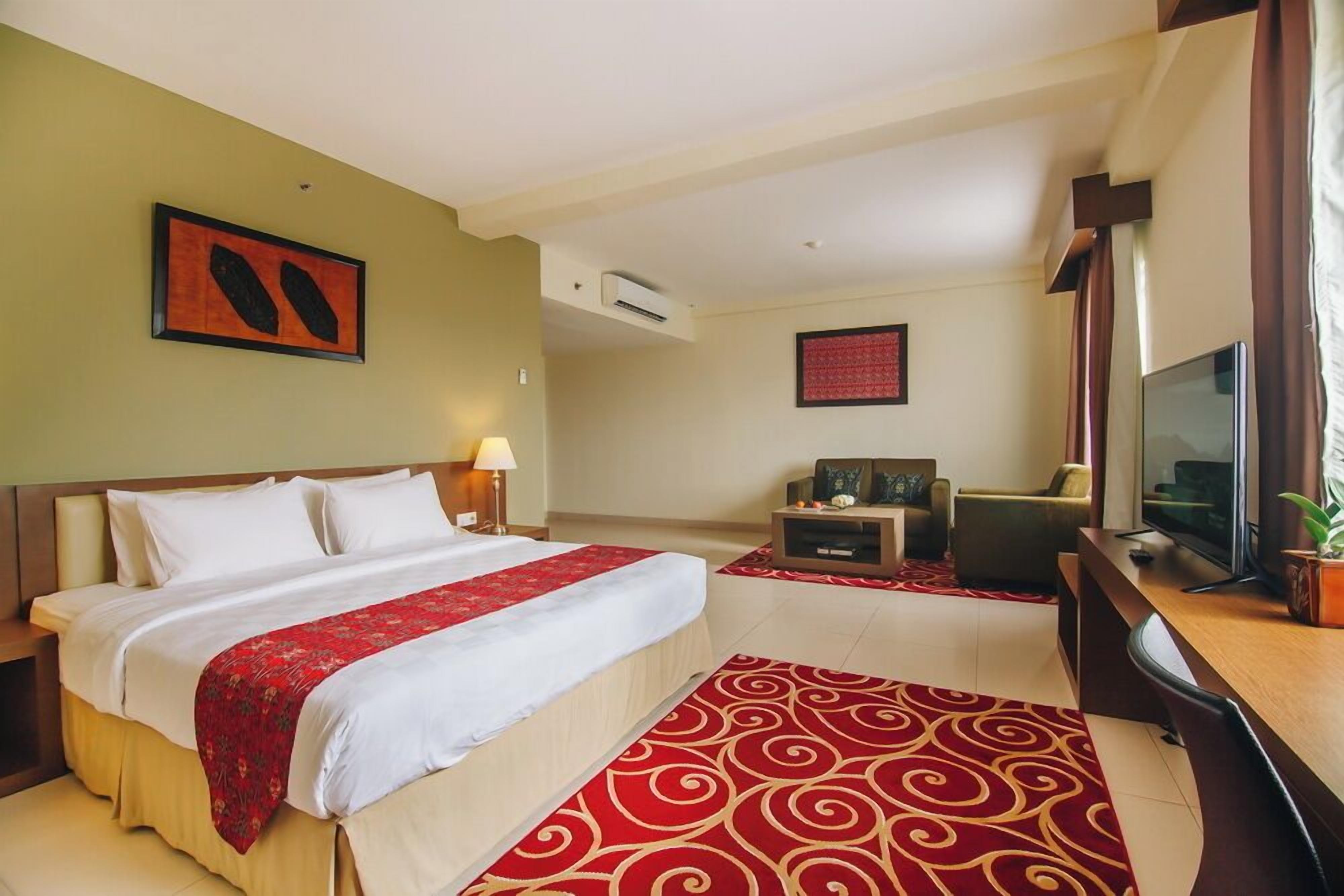 Suite | In-room dining