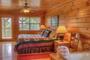 4 bedrooms, free WiFi, bed sheets - Mountain Views: Spectacular Views, Resort Pool! Top Amenities, near Dollywood & Pigeon Forge! (Sevierville)