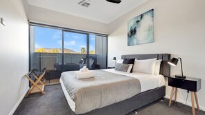 6 bedrooms, premium bedding, iron/ironing board