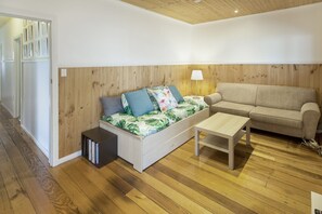 Fernseher, Kamin, Videospielkonsole