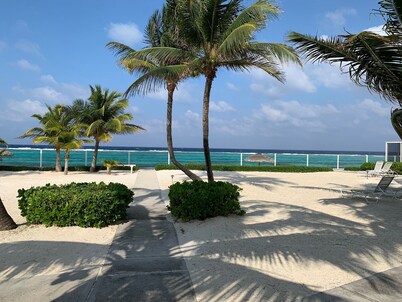 Cayman Kai, Rum Point; Quaint Oceanfront Condo With Beautiful Private Beach 