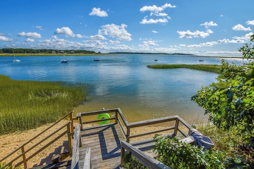 Waterfront Views of Creek- Beach Access!