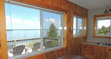 Viehättävä vesinäkymä 3 makuuhuoneen / 1 kylpyhuonemökki # 10