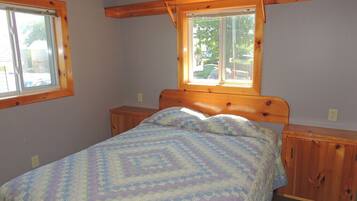 3 bedrooms, WiFi, bed sheets