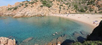 Suite Rosa 8 with private pool