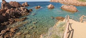 Suite Rosa 8 with private pool