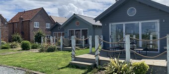 Mariners Beach House、ビーチの近く、無料のwifi、プール、ジム、犬に優しい