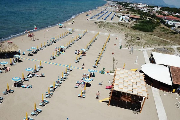 Strand