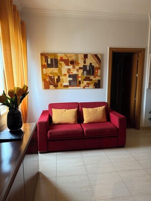 Télévision, chaîne hi-fi