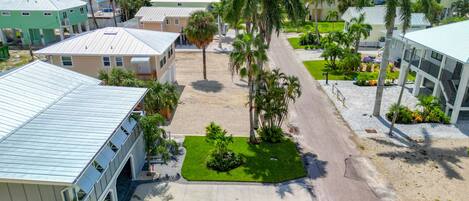 المنطقة المحيطة بالمنشأة