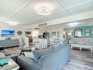 Smart TV, music library, video library, stereo