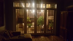 Smart TV, fireplace, video game console, DVD player - Luxurious Four-Level Home with Personal Touches Everywhere (Chicago)