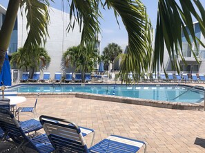 Piscine extérieure, piscine chauffée