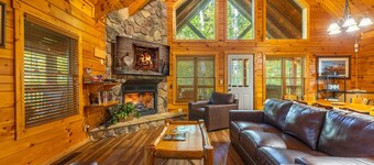 Catbird Cabins (Hocking Hills area)