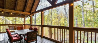 Catbird Cabins (Hocking Hills area)