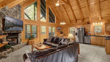 Smart-TV, Kamin, Videospiele, DVD-Player