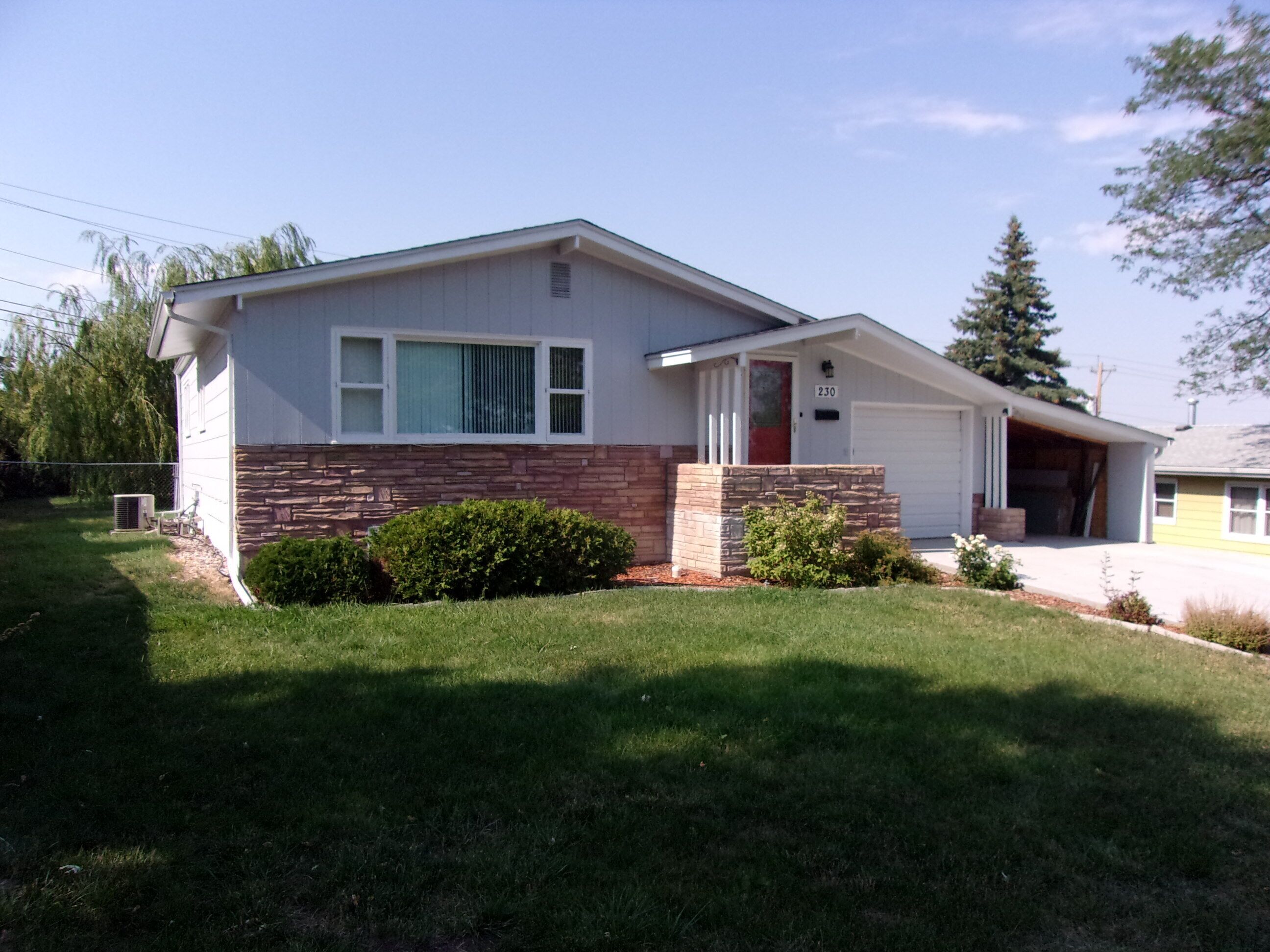 5bd/2ba House - Perfect Location in Rapid City!  Summer monthly or Rally