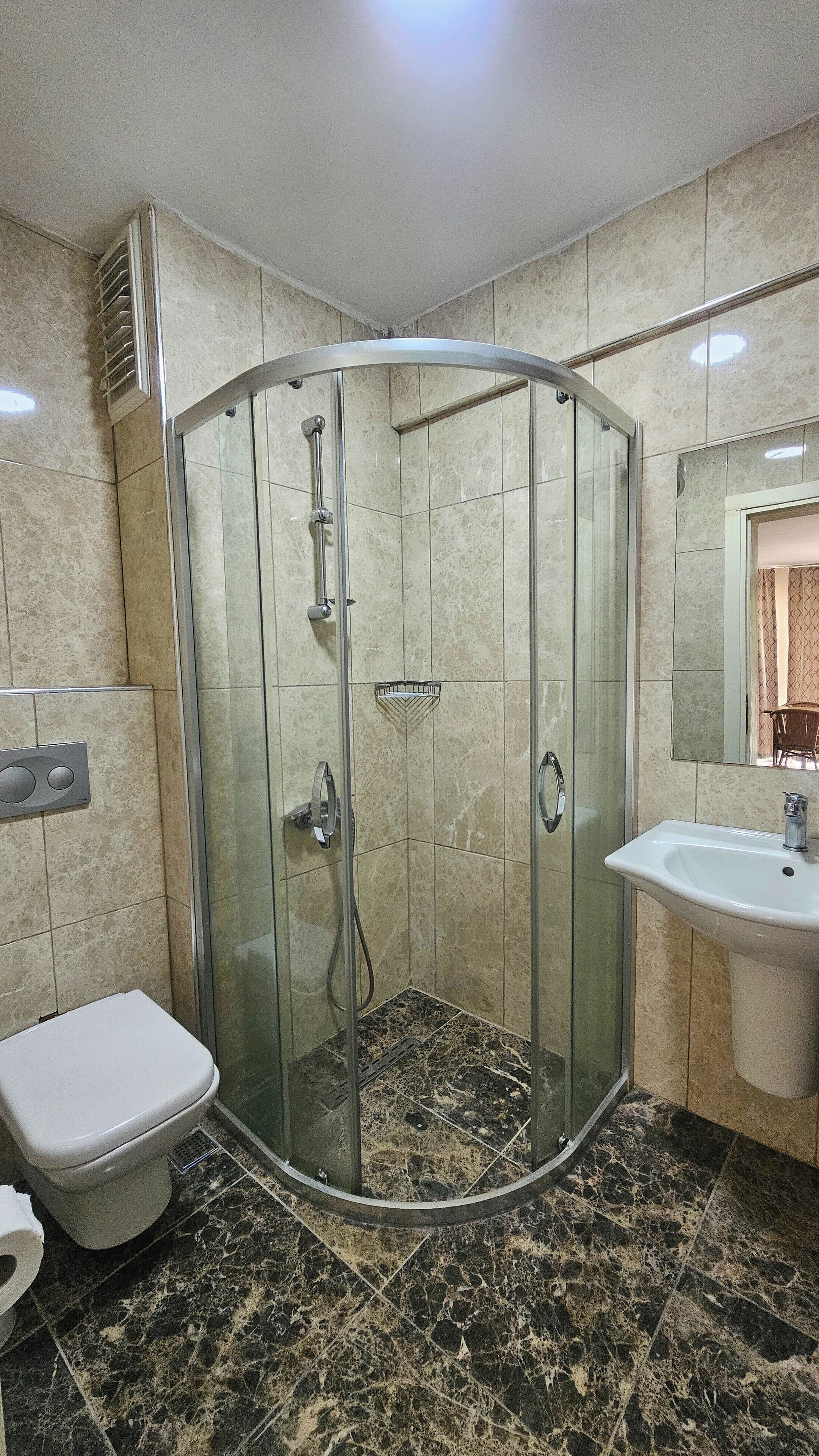 Foto - selenya apart