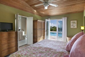 5 bedrooms, desk, iron/ironing board, free WiFi
