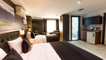 Minibar, in-room safe, desk, soundproofing