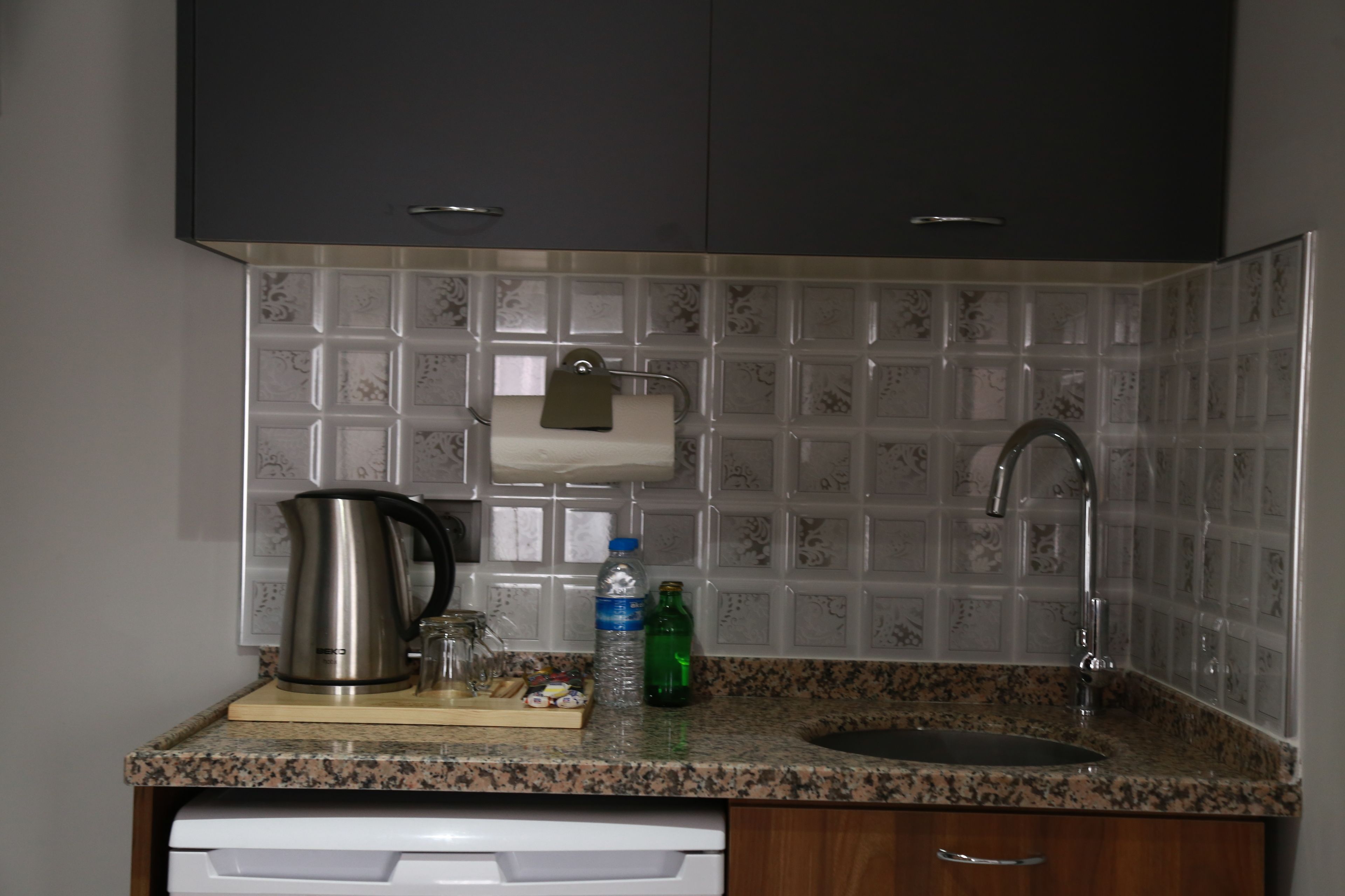 mini-fridge, electric kettle