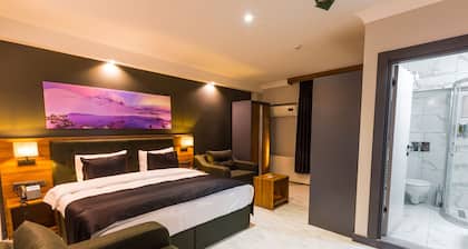 Azra Suite Otel