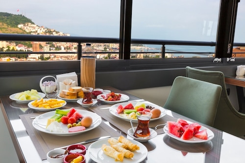 Azra Suite Otel