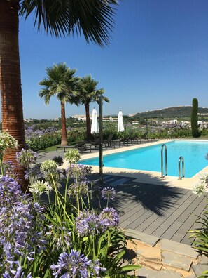 Pool - Luxury  Golf and Beach Holiday  Apartment on Finca Cortesin Golf Club. (Casares Costa)