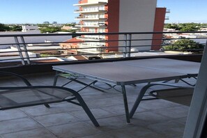 Outdoor dining - Bright and equipped for 5 people, Villa Urquiza (CABA)