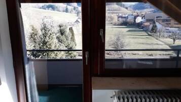 In-room safe, desk, iron/ironing board, free WiFi