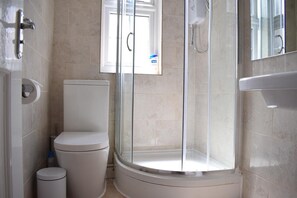 Hus | Dusj på badet