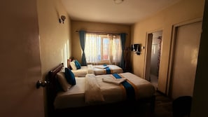 Deluxe Double Room, 1 Queen Bed, Non Smoking, Corner | 1 bedroom, in-room safe, desk, laptop workspace