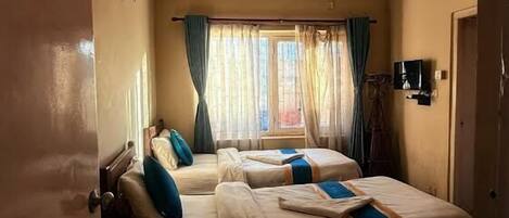 In-room safe, desk, laptop workspace, free WiFi