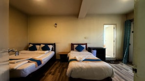 1 bedroom, in-room safe, desk, laptop workspace