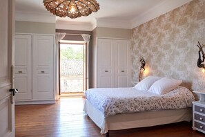 1 slaapkamer, reisbedje, internet
