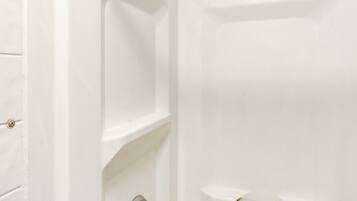 Salle de bain commune