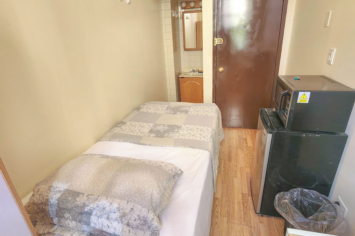 Comfort Single Room, Refrigerator & Microwave