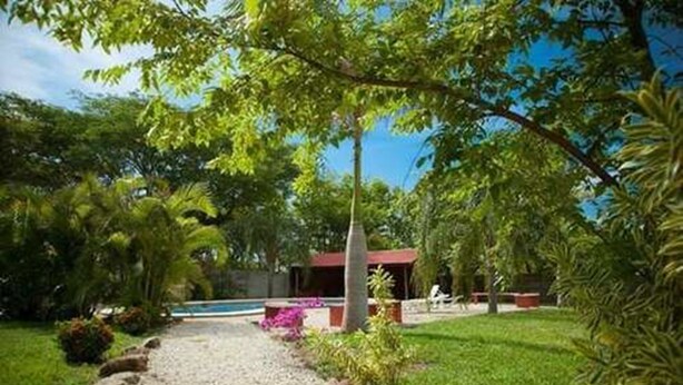 Unclassified image, 1 of 16, button - Tequila Beach House (Veintisiete de Abril)