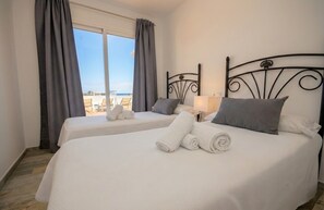 3 عدّة غرف نوم ومكواة/لوح كي وواي فاي مجانًا