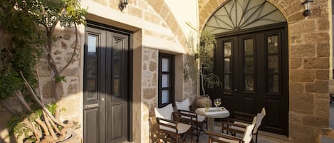 Deluxe Apartment, 1 Bedroom | Terrace/patio